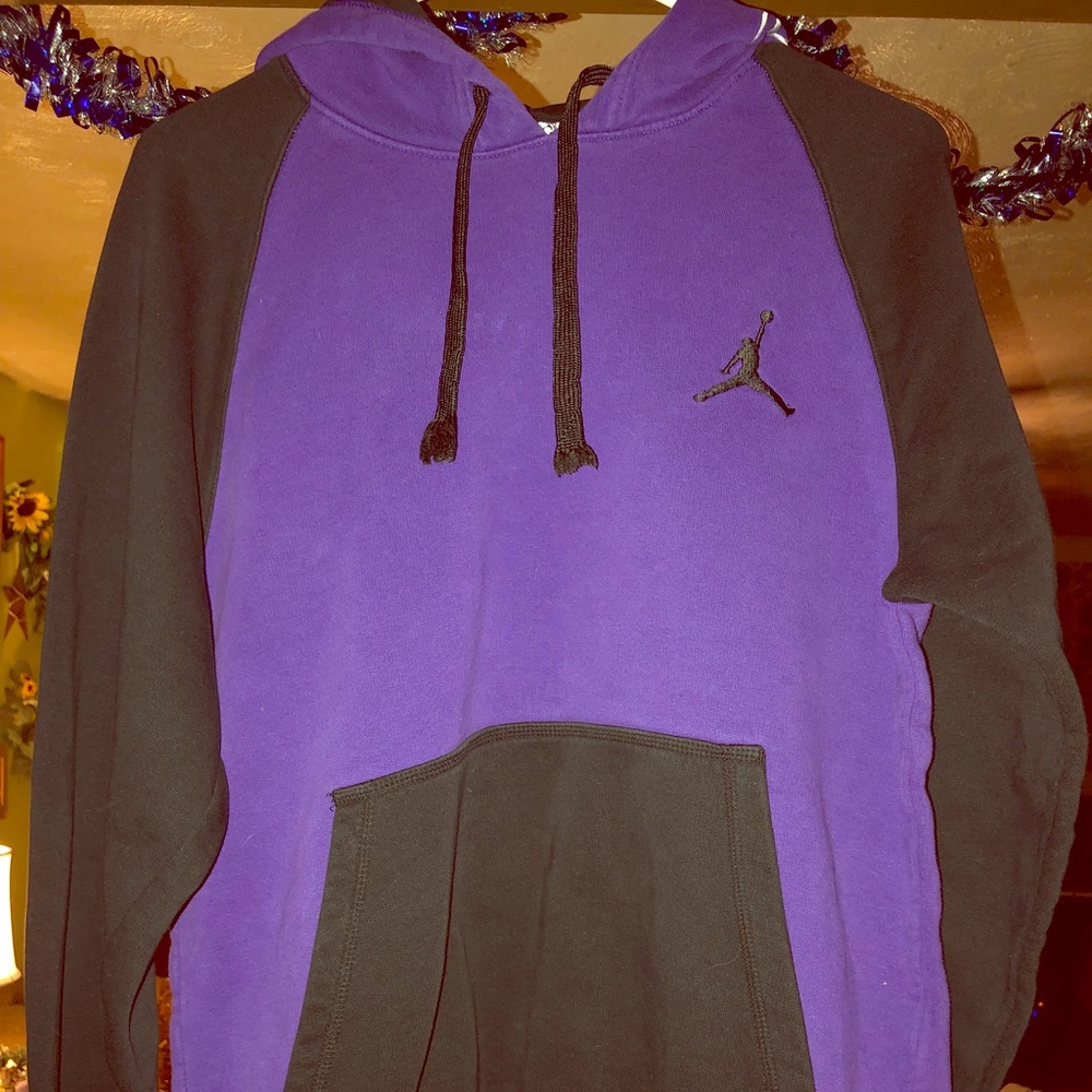 Men’s Med Jordan Hoodie